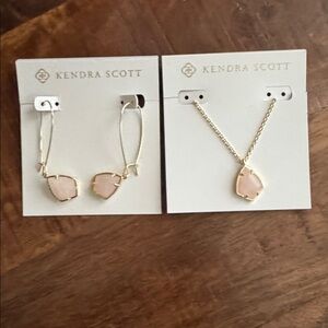 NWT Kendra Scott Cathy Pink Stone Gold Tone Drop Earrings and Pendant Necklace